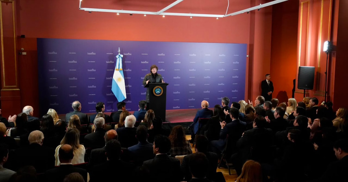 Government Pushes Central Bank Reform as Milei Prepares New Meeting With Libertarian Lawmakers